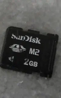 مموری ۲ گیگ m2