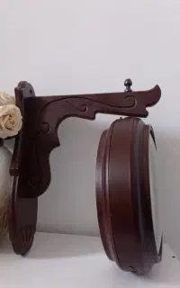 ساعت دیواری دو طرفه