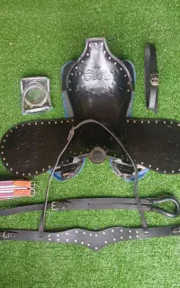 زین چرم گاومیشی سرخ پوستی