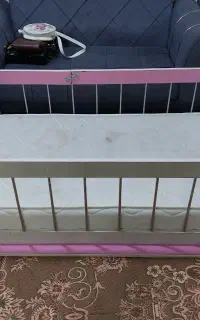 تخت خواب یک نفره همراه با تخت کودک