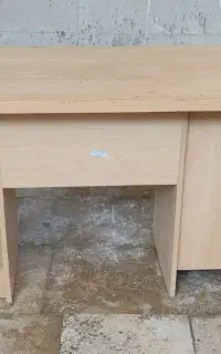 میز کامپیوتر و تحریر