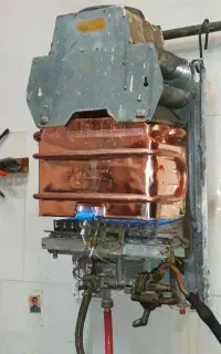 سرویس کار تعمیرات آبگرمکن دیواری بوتان و ایران شرق