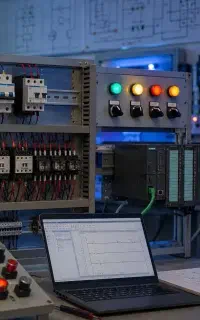 آموزش PLC