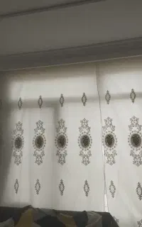 پرده سالم و تمیز