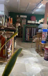 جذب فروشنده ی خانم