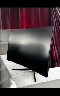 مانیتور ۲۴۰ هرتز Scepter