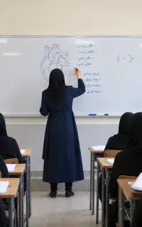 نگران زیستت نباش- دانشجوی پزشکی- کانون رادیکال