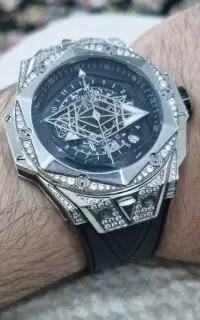 ساعت هابلوتHUBLOT مردانه سیلور فول نگین