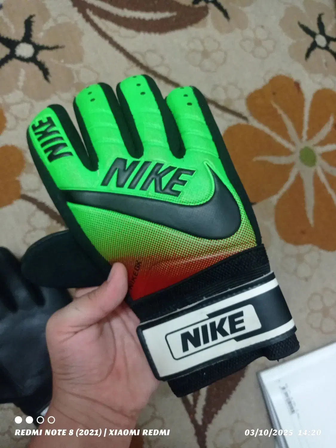 دستکش دروازه بانی گلری با تخفیف|تجهیزات ورزشی|مشهد, شهید مطهری|دیوار