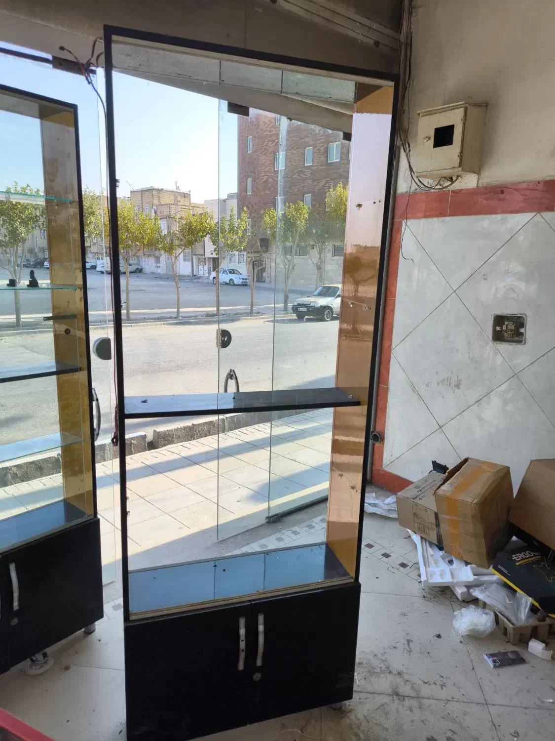 ویترین مغازه|فروشگاه و مغازه|بهارستان, |دیوار