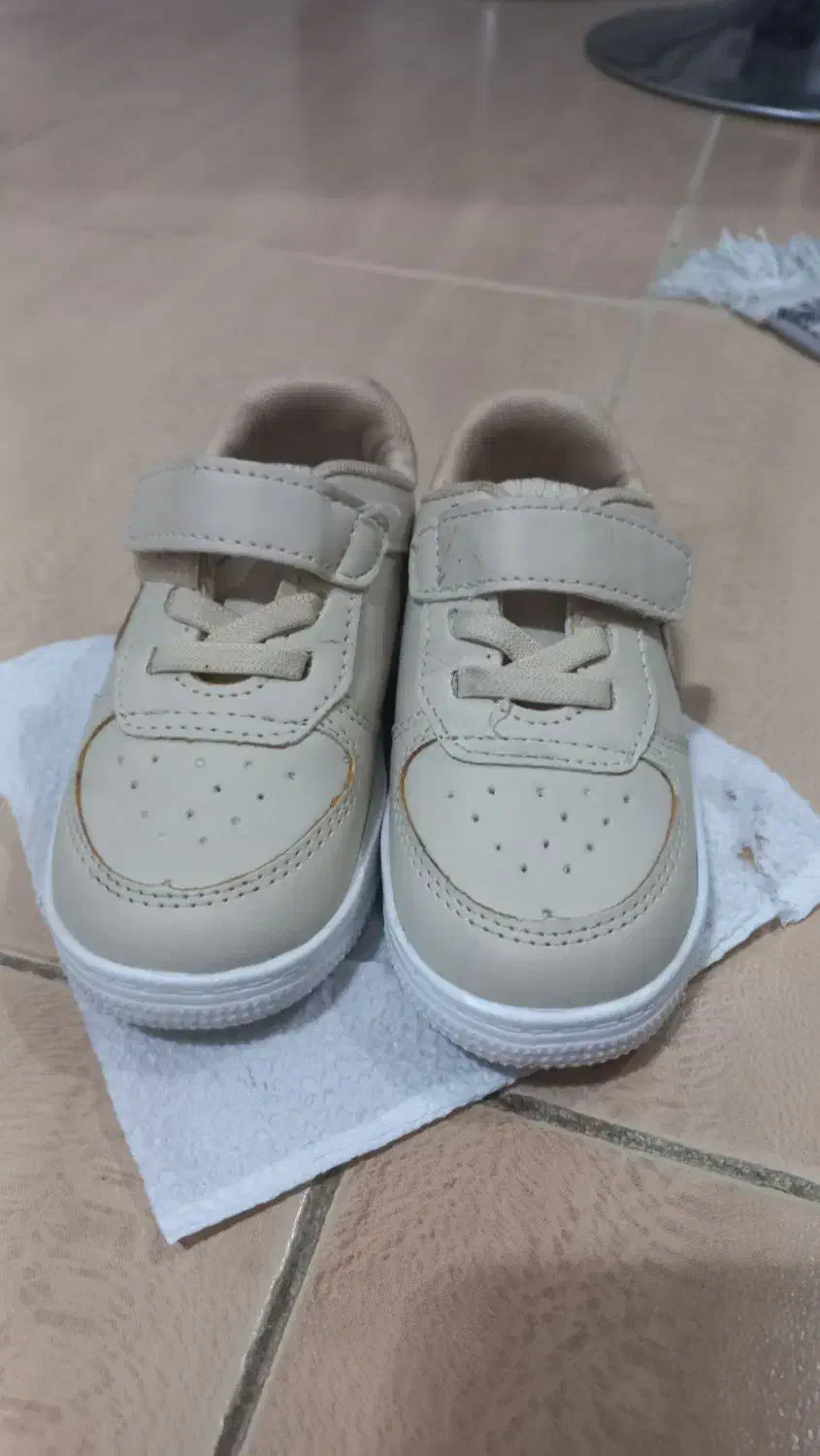 کفش کتونی اسپرت سایز۲۵|کفش و لباس بچه|رشت, حمیدیان|دیوار