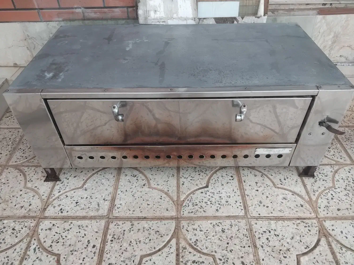 فرپیتزا۹تایی|کافی‌شاپ و رستوران|آباده, |دیوار