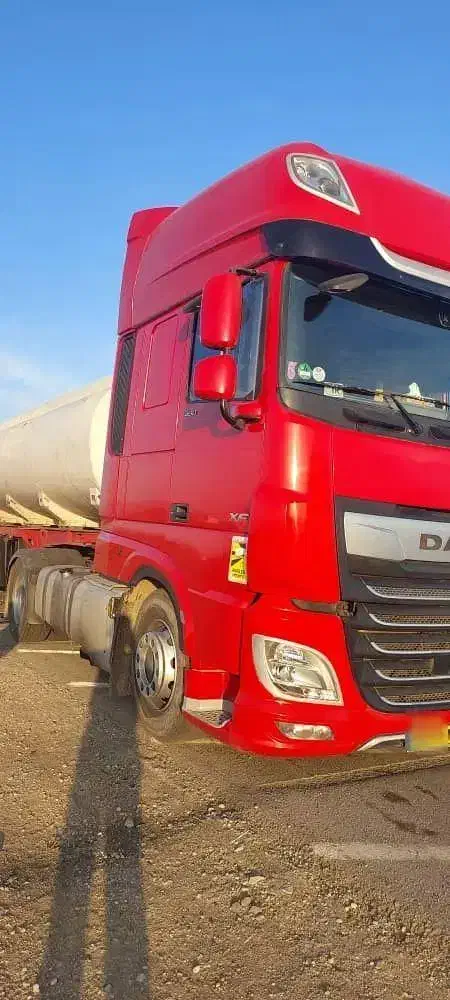 یک دستگاه کشنده داف مدل218بدون رنگ|خودرو سنگین|اردبیل, |دیوار