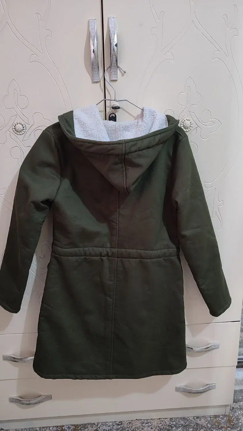 پالتو|لباس|رودهن, |دیوار