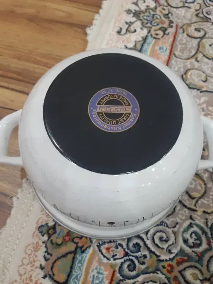 سرویس قابلمه ترک مارک ساواشان|ظروف پخت‌وپز|صدرا-فارس, فاز ۲|دیوار