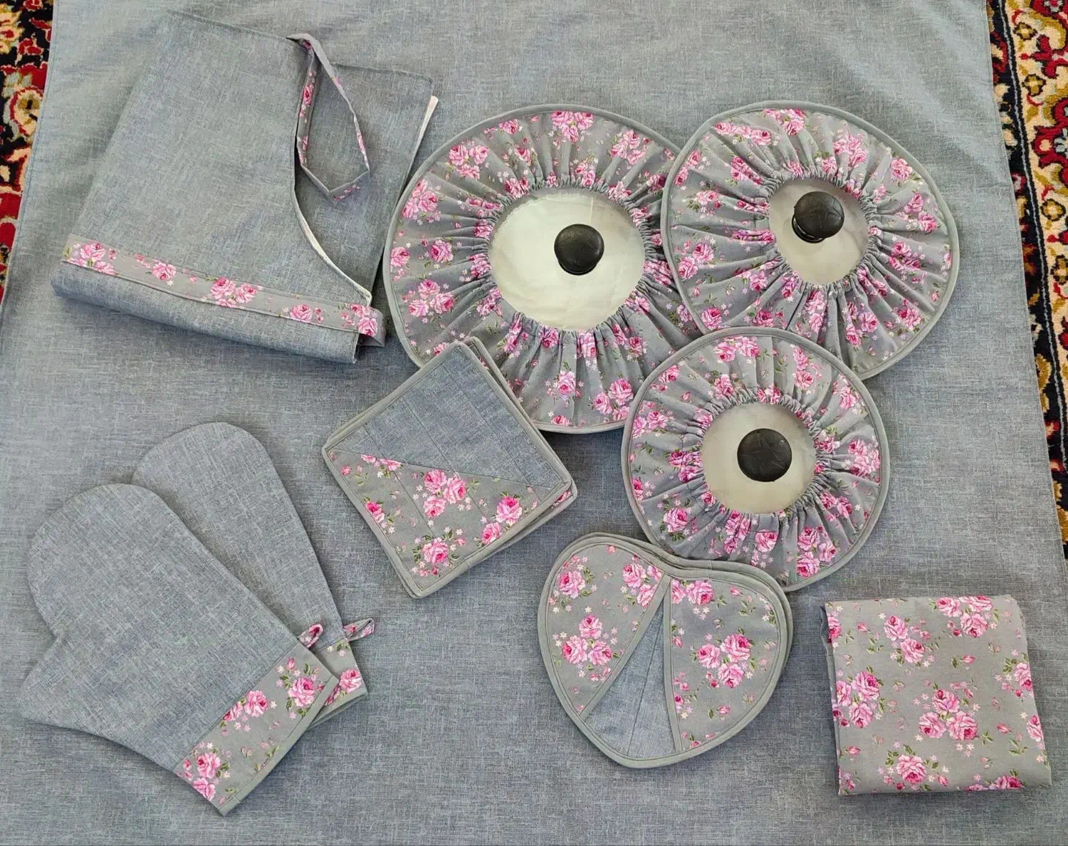 سرویس پارچه ای خانه و آشپزخانه عروس|سفره، حوله، دستمال آشپزخانه|سبزوار, هفت تیر|دیوار