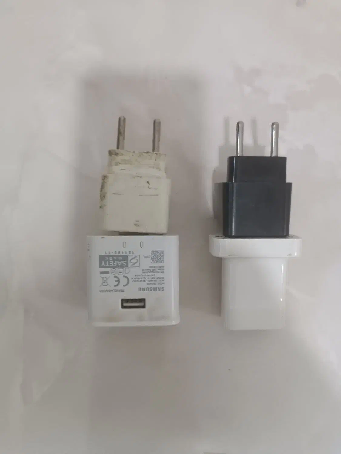 دوتا کله شارژ اصلی|لوازم جانبی موبایل و تبلت|گلستان (تهران), |دیوار