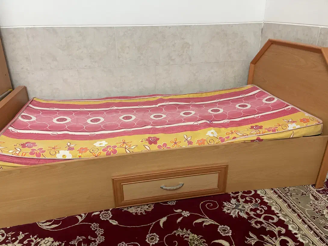 کمد و تختخواب|تخت و سرویس خواب|یزد, |دیوار