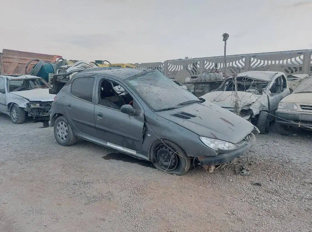 206 تیپ 5 مدل ۹۵ تصادفی چپی|خودرو سواری و وانت|تهران, آذری|دیوار