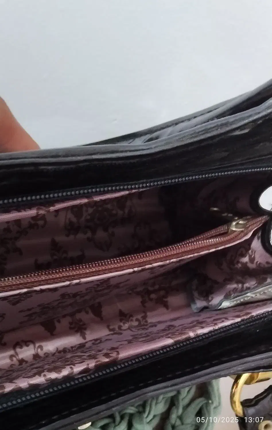 کیف|کیف، کفش، کمربند|کنارک, |دیوار