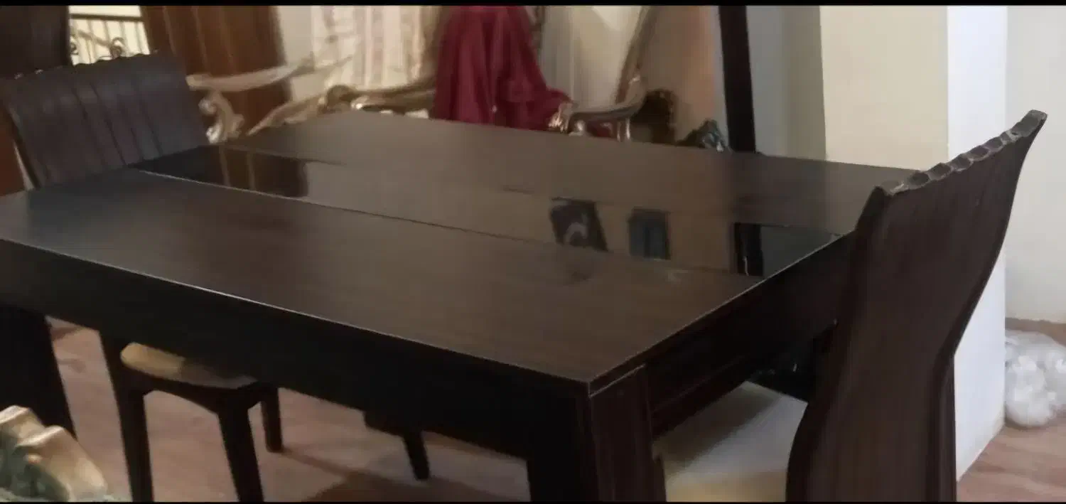 میز ناهخوری ۶ نفرترک کاملا سالم|میز و صندلی غذاخوری|صومعهسرا, |دیوار