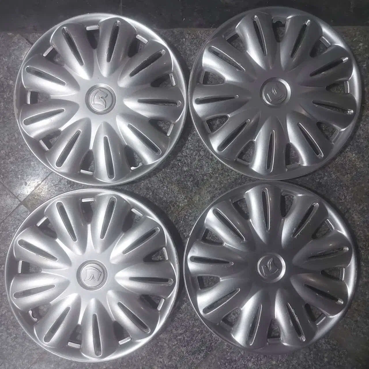 قالپاق سمند|قطعات یدکی و لوازم جانبی|قم, هفت تیر|دیوار