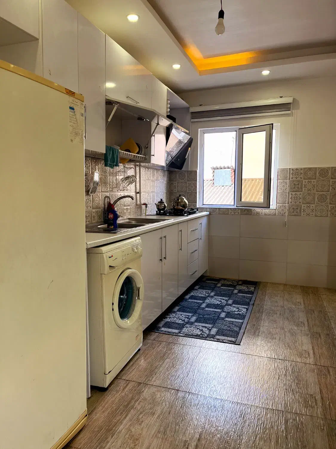 اجاره سوییت دوخواب با دو پارکینگ مرکز رشت|اجارهٔ کوتاه‌مدت آپارتمان و سوئیت|رشت, توشیبا|دیوار