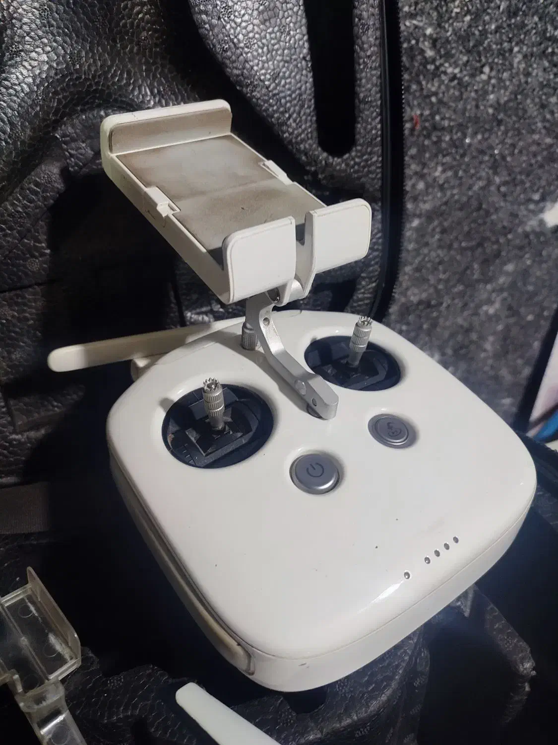 ریموت کنترل کیس باکس و ملخ فانتوم۴پرو dji|دوربین عکاسی و فیلم‌برداری|تهران, خانی‌آباد|دیوار