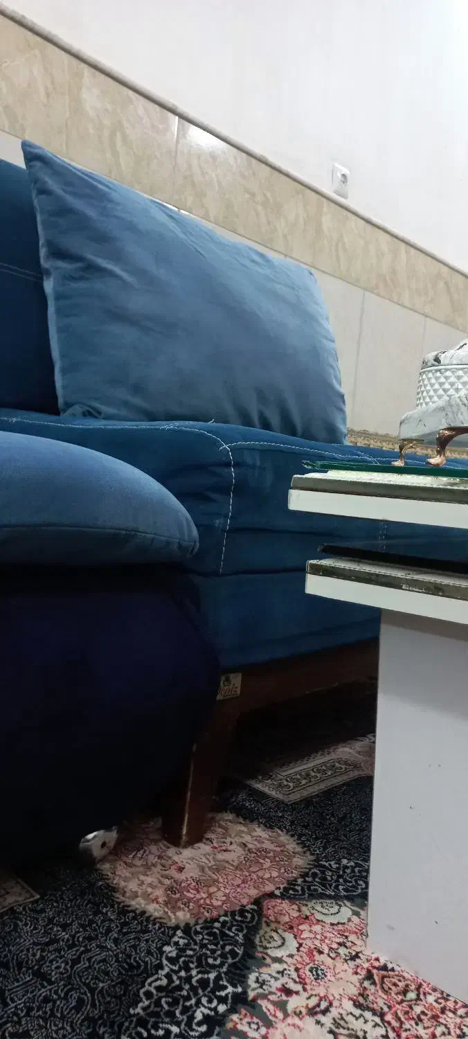 مبل و میز عسلی|مبلمان خانگی و میز عسلی|قم, شهرک مهدیه (مدرس)|دیوار