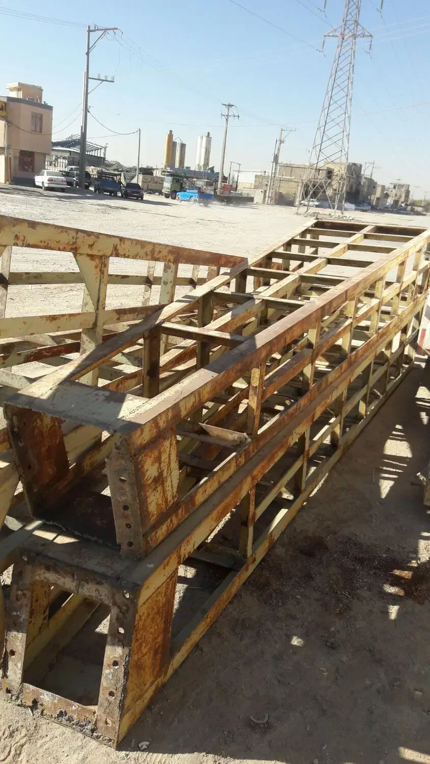 پایه جرثقیل سنگ بری|ماشین‌آلات صنعتی|برخوار, |دیوار