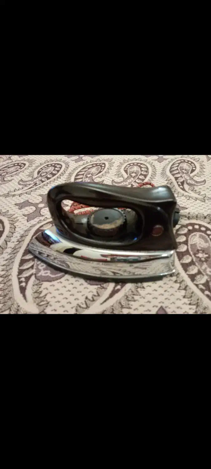 اتو برقی قدیمی در حد نو|اتو و لوازم اتو|مراغه, |دیوار