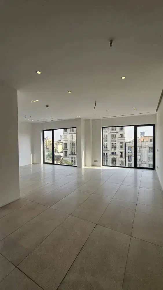 230متر 3خواب زعفرانیه تراس قابل چیدمان غرق در نور