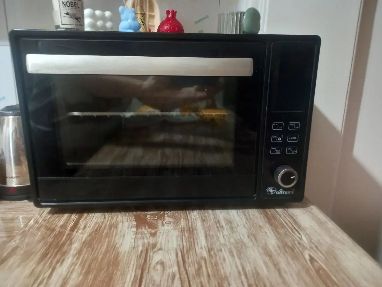 یک عدد آون توستر کاملا سالم مارک داتیس|اجاق گاز و لوازم برقی پخت‌وپز|تهران, امجدیه (خاقانی)|دیوار