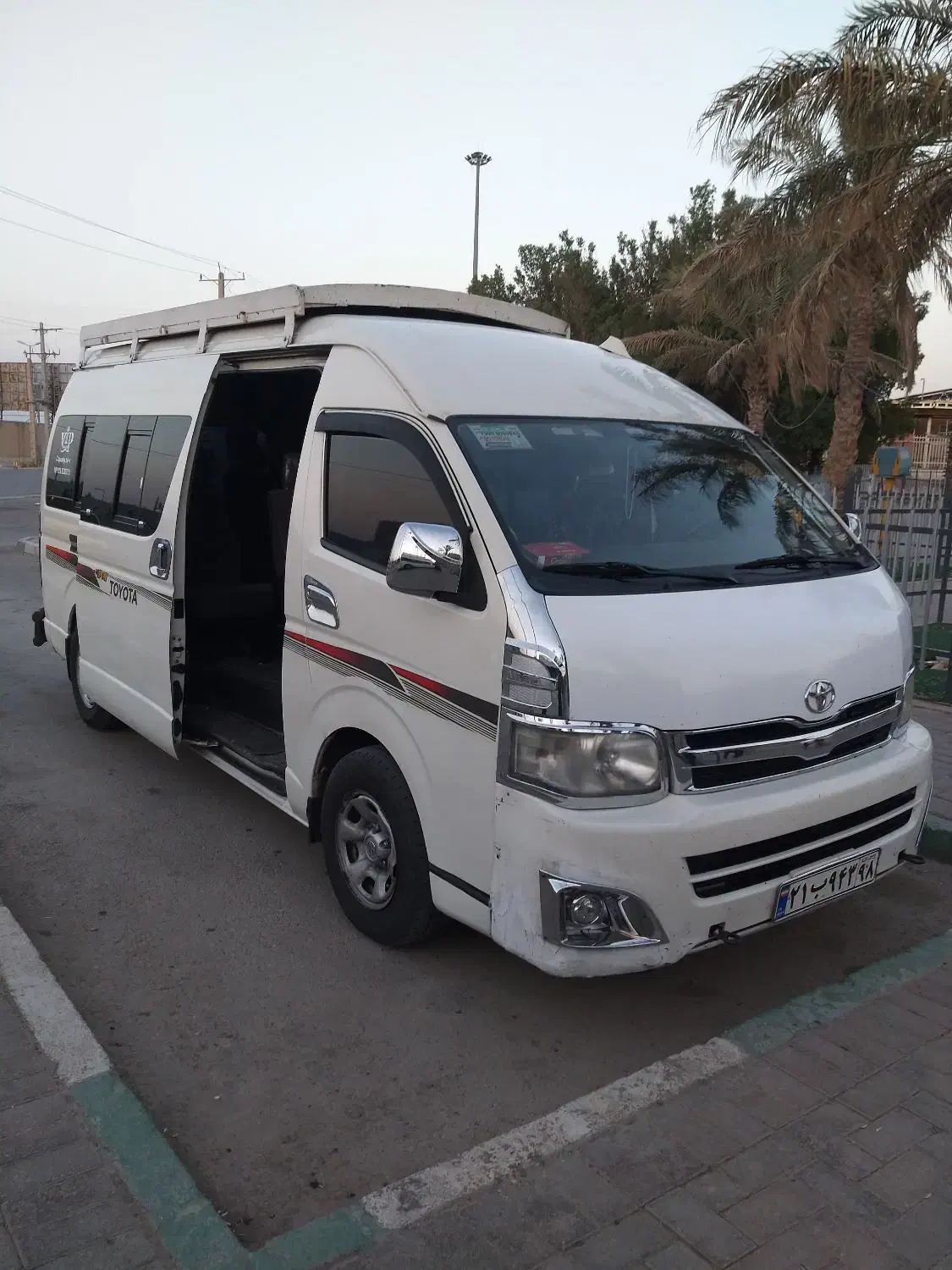 دربستی ون تویوتا هایس ۱۴ نفره|خدمات حمل و نقل|مهران (ایلام), |دیوار