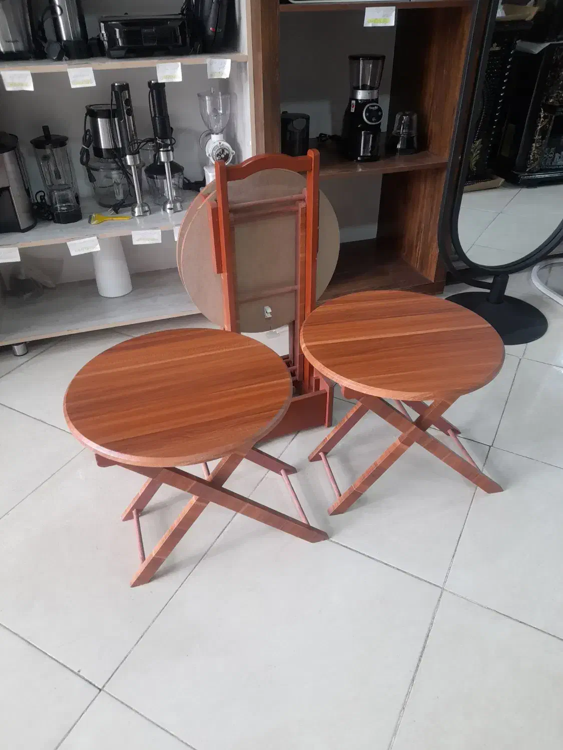 جلو مبلی تاشو چمدانی وکیوم * اثاث مارکت|مبلمان خانگی و میز عسلی|سیرجان, |دیوار