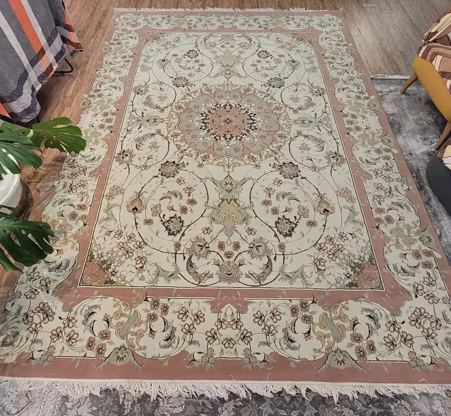 فرش ۹ متری|فرش|لاهیجان, شیخ زاهد|دیوار