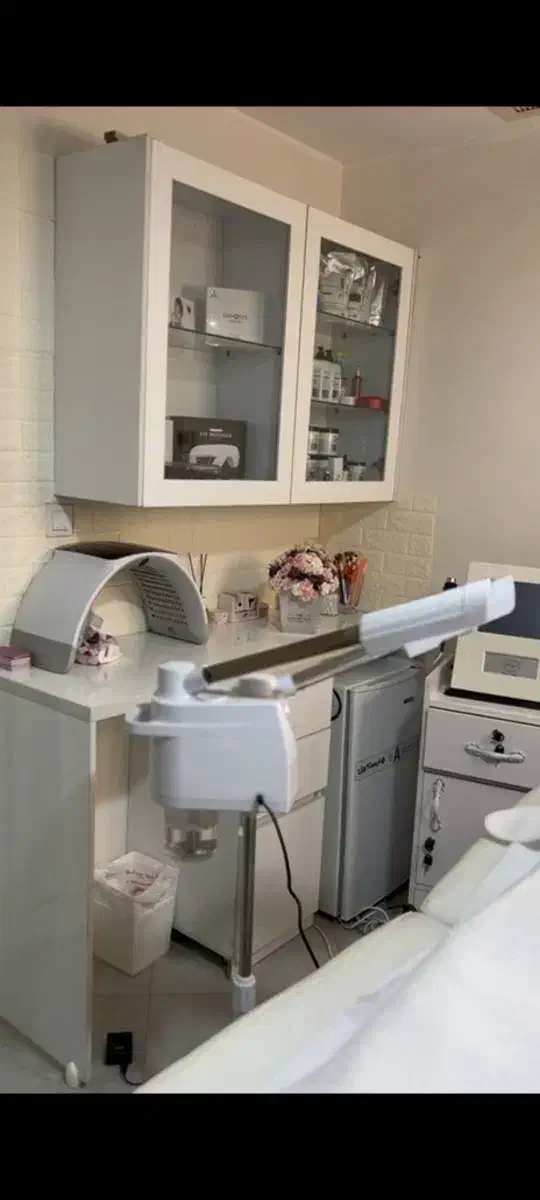 میز و ویترین های گلاس|بوفه، ویترین، کنسول|رشت, کوی قدس|دیوار