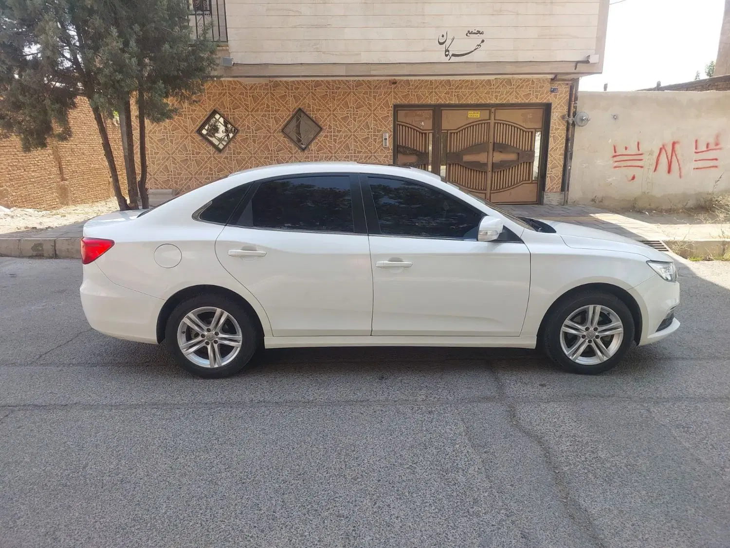 بسترن B30|خودرو سواری و وانت|کرج, شاهین‌ویلا|دیوار