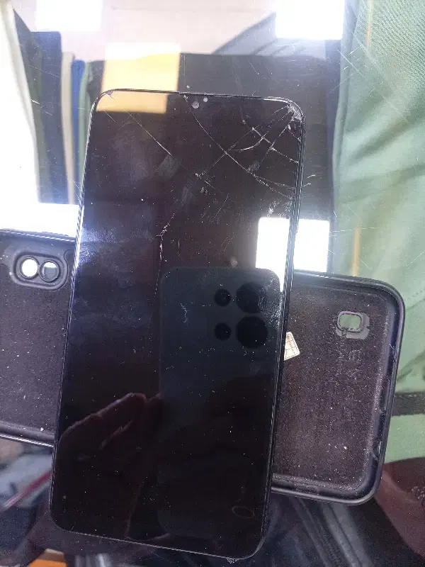 سامسونگ A10|موبایل|اندیشه, اندیشه فاز ۳|دیوار