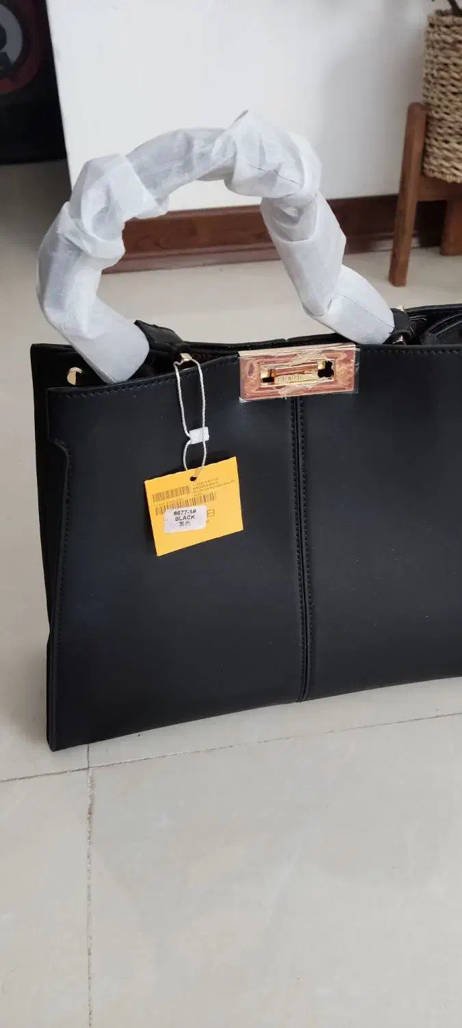 کیف زنانه مارک فندی کاملا نو|کیف، کفش، کمربند|کرمان, |دیوار