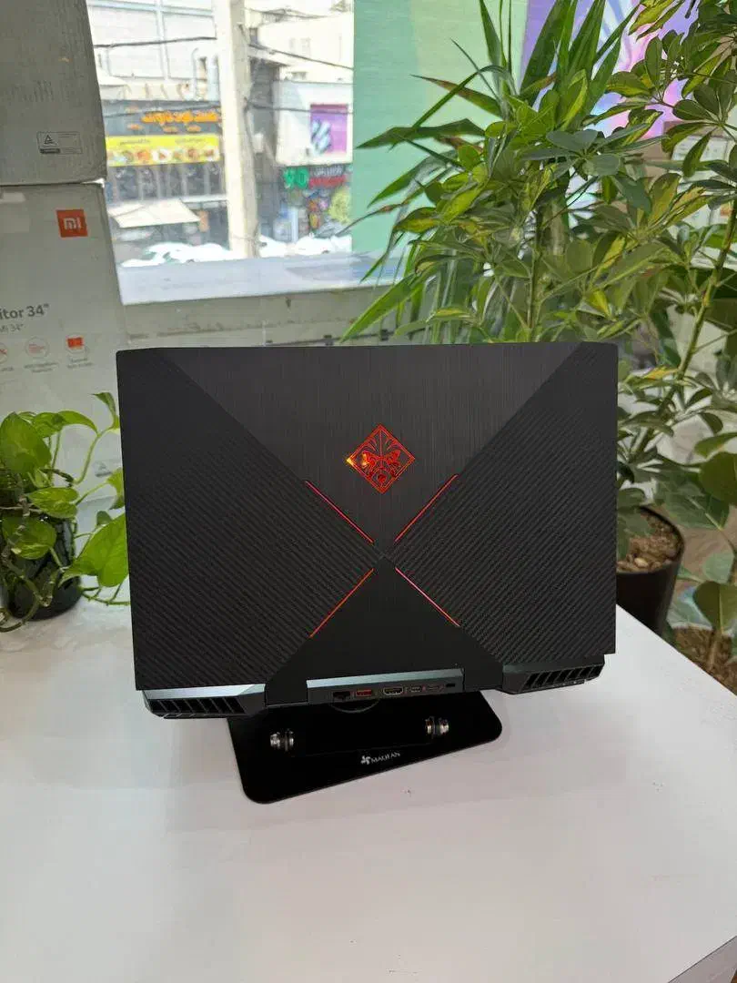 لبتاب|رایانه همراه|شیراز, قلعه شاهزاده بیگم|دیوار