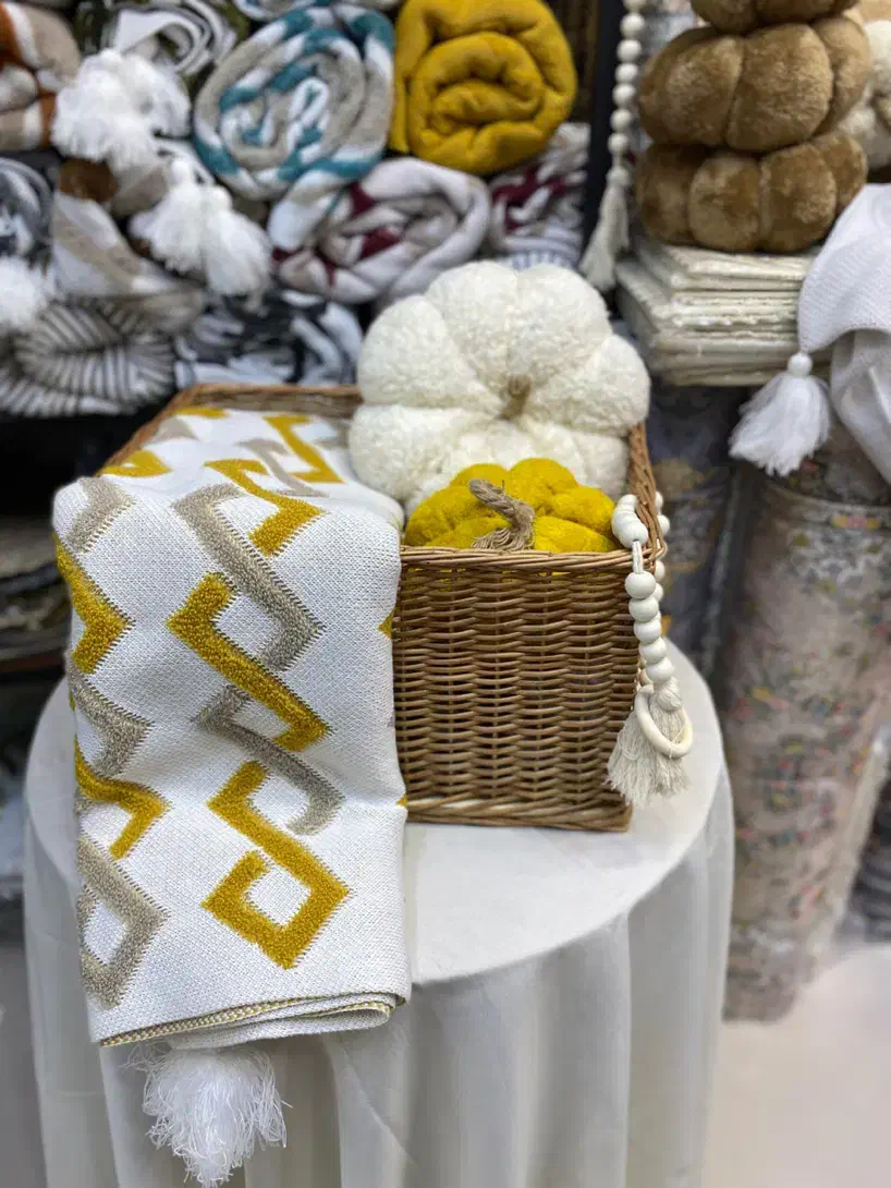 شال مبل و کاور مبل|پرده، رانر، رومیزی|مشهد, کوی المهدی|دیوار