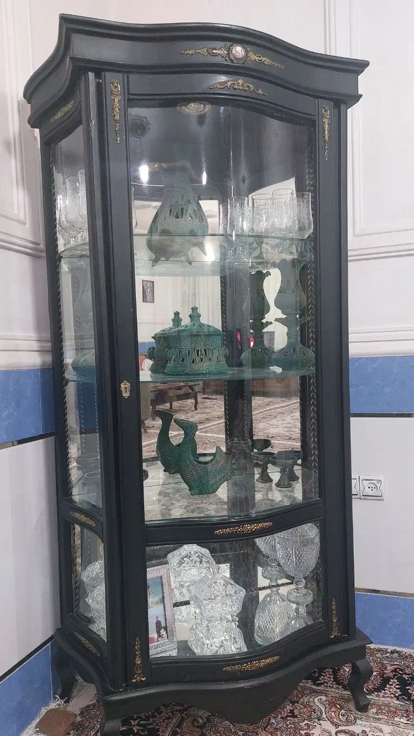 ویترین چوبی|بوفه، ویترین، کنسول|دورود, |دیوار