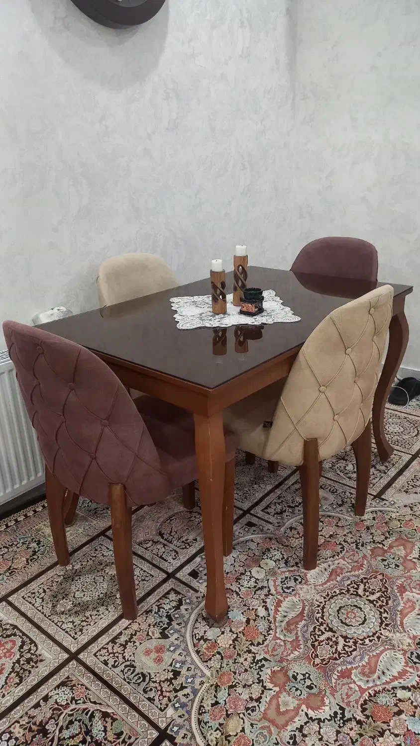 میز نهاری خوری ۴نفره مدل چستر چوب راش|میز و صندلی غذاخوری|اندیشه, اندیشه فاز ۱|دیوار