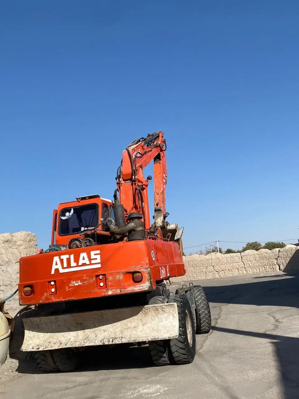 بیل مکانیکی|خودرو سنگین|فشاپویه, |دیوار