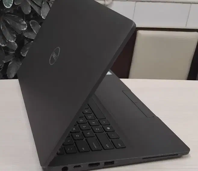 لپتاپ dell 5379- i5-8g-256 ssd لمسی ۳۶۰ درجه|رایانه همراه|دلیجان, |دیوار