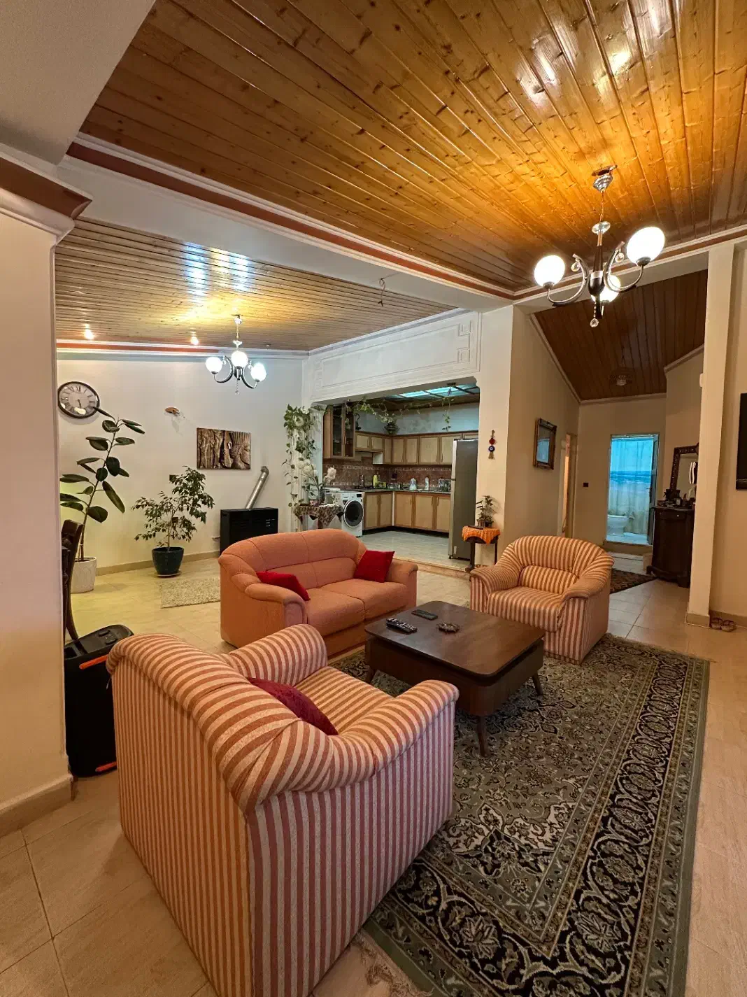 رهن کامل یک‌واحد آپارتمان دو خواب با ویوو به جنگل|اجارهٔ آپارتمان|ایزدشهر, |دیوار