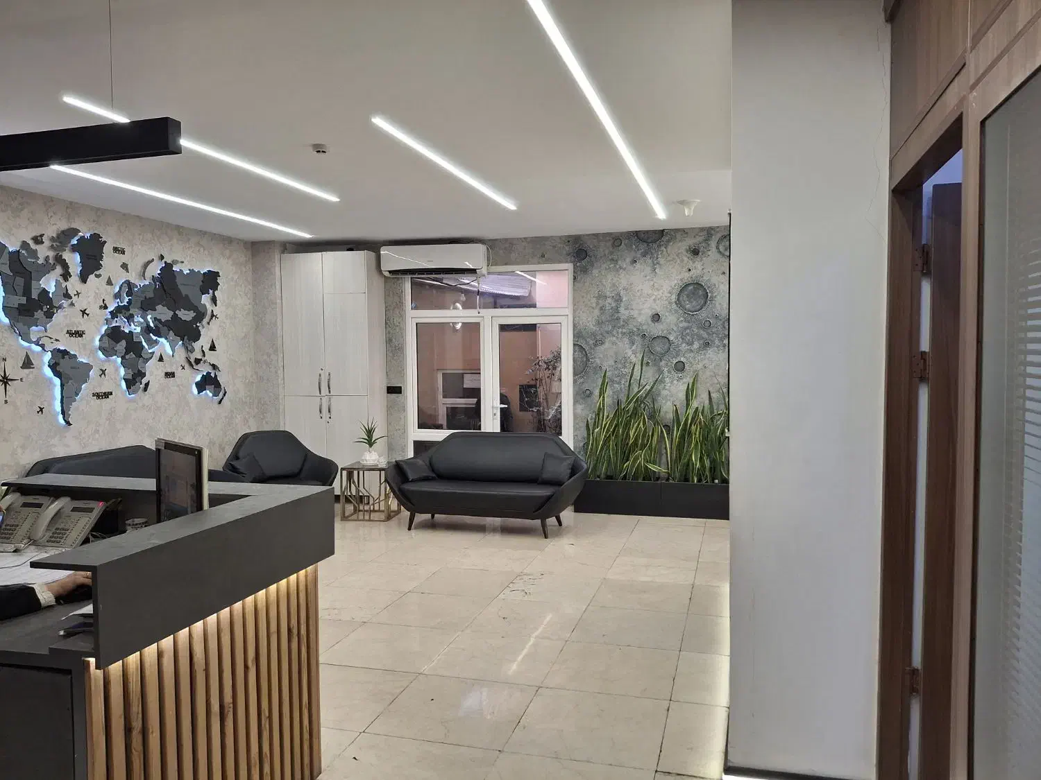 استخدام مشاور خانم و آقا|استخدام بازاریابی و فروش|تهران, یوسفآباد|دیوار