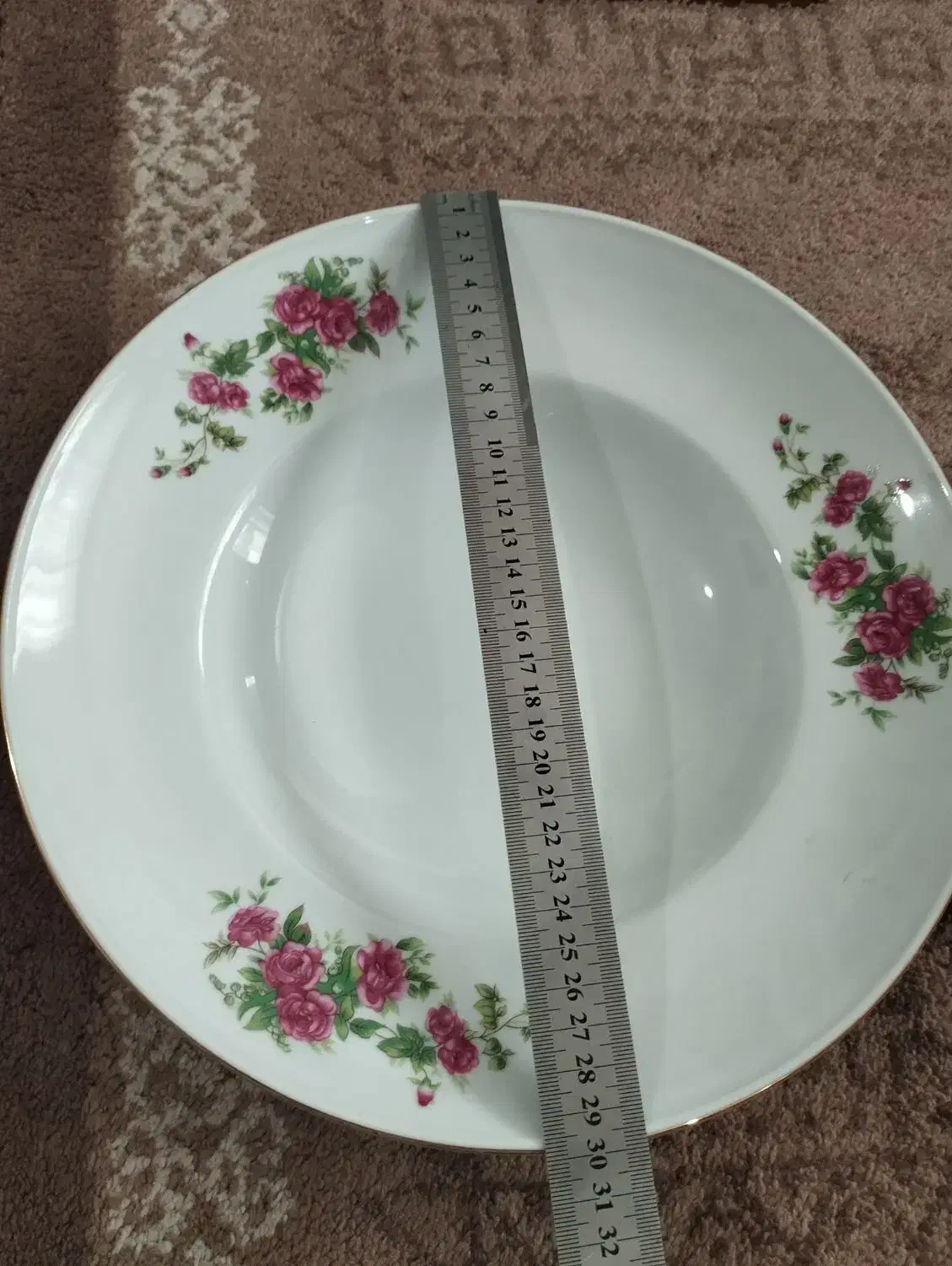 جا میوه ای بزرگ گل سرخ قدیمی قطر ۳۰|ظروف سرو و پذیرایی|شیراز, قدوسی غربی|دیوار