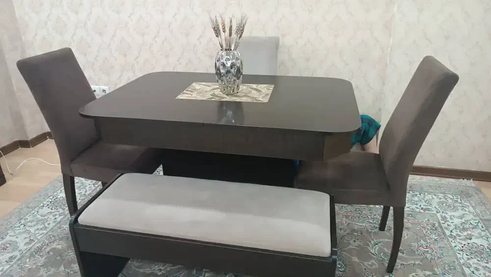 میز غذا خوری ۴نفره ( با قابلیت تبدیل به ۵نفر )|میز و صندلی غذاخوری|اهواز, کوی باهنر|دیوار